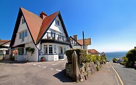 Chellowdene Guest House 4*